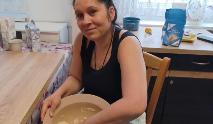 4. fotografia fotogalérie Aktuality - uvod / Pečenie škoricových koláčov - foto