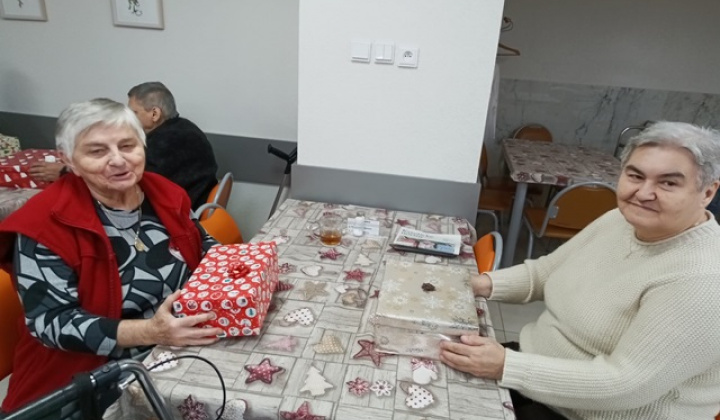 7. fotografia fotogalérie Koľko lásky sa zmestí do krabičky od topánok - foto