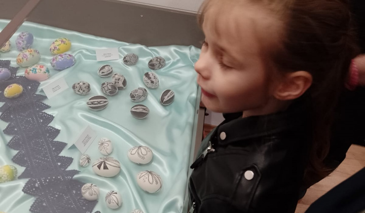 4. fotografia fotogalérie Aktuality - uvod / VÝSTAVA “KRÁSA VEĽKONOČNEJ ŠKRUPINKY” - foto