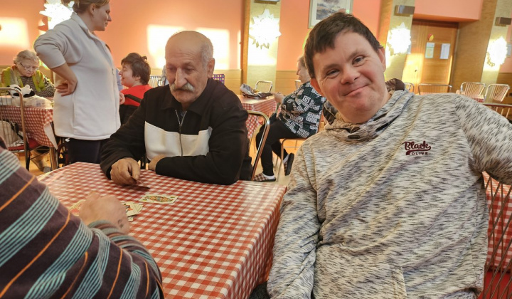 10. fotografia fotogalérie KARTY párty - foto