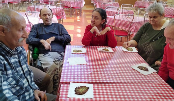 27. fotografia fotogalérie Medvedí cesnak - foto