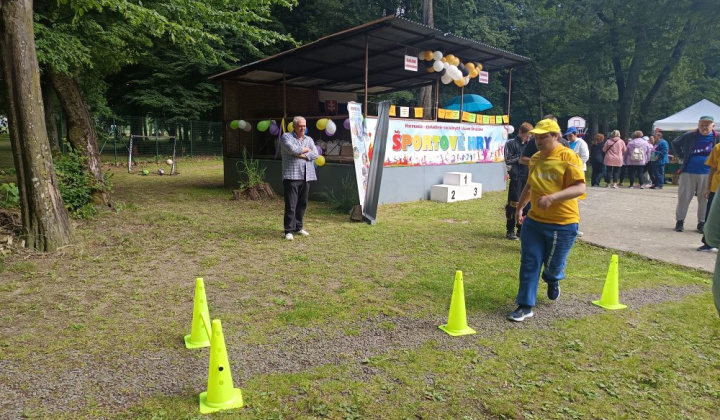 4. fotografia fotogalérie XII. Ročník športových hier pre prijímateľov sociálnych služieb ZSS - foto