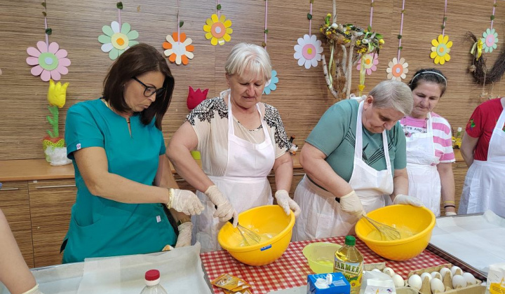 8. fotografia fotogalérie Čerešňová hrnčeková bublanina - foto