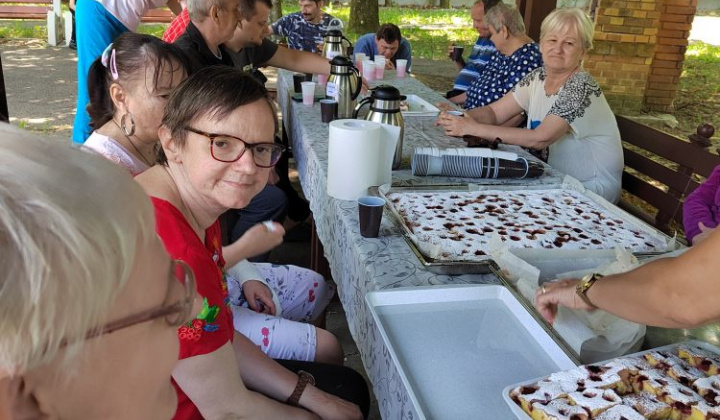 19. fotografia fotogalérie Čerešňová hrnčeková bublanina - foto