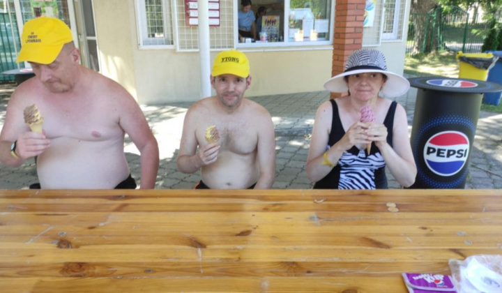 1. fotografia fotogalérie Návšteva kúpaliska - foto