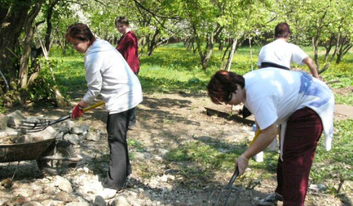 4. fotografia fotogalérie Spoločná brigáda - jarné upratovanie - foto