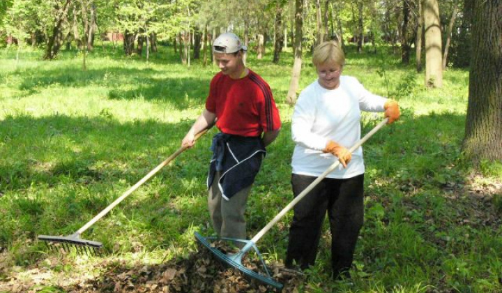 7. fotografia fotogalérie Spoločná brigáda - jarné upratovanie - foto