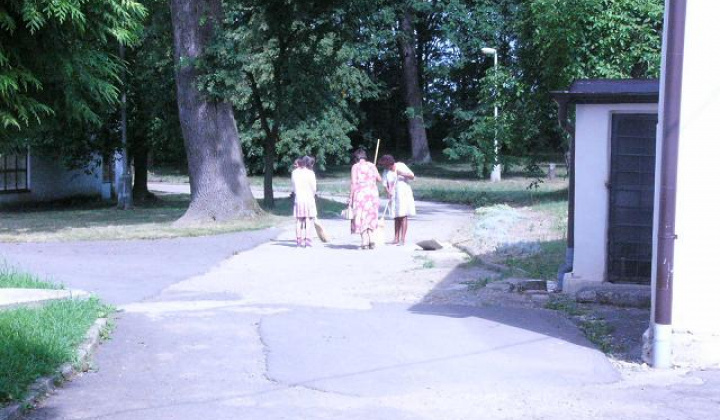 5. fotografia fotogalérie Klienti pri pracovných činnostiach - foto