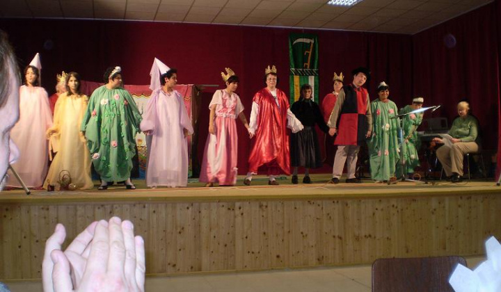 5. fotografia fotogalérie Vystúpenie v obci Rakovec - foto