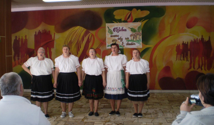 1. fotografia fotogalérie Úcta k starším - foto