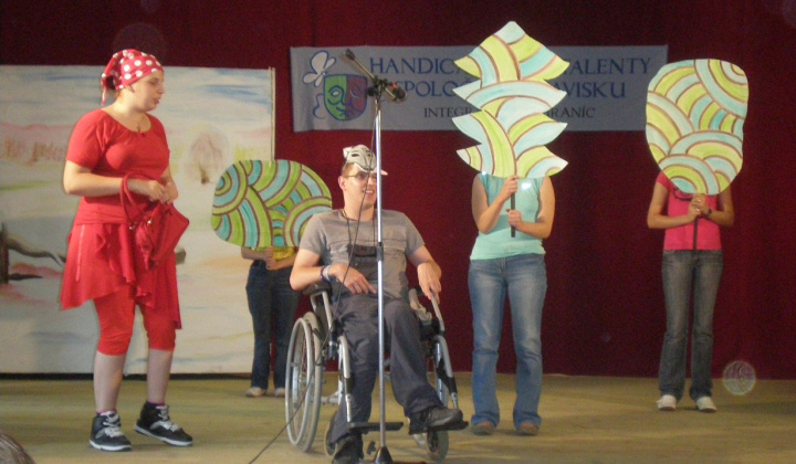 6. fotografia fotogalérie Handicapované talenty spoločne na javisku - foto