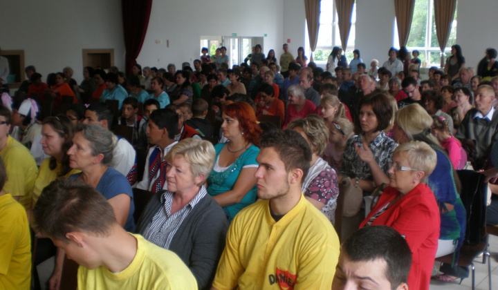 15. fotografia fotogalérie Handicapované talenty spoločne na javisku - foto