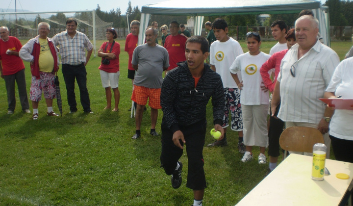 7. fotografia fotogalérie Športový deň v Strážskom - foto