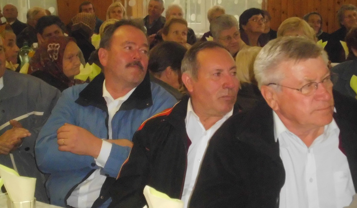 2. fotografia fotogalérie Úcta k starším Moravany - foto