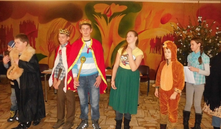 8. fotografia fotogalérie Vianočná akadémia detí ZŠ s MŠ Rakovec nad Ondavou - foto