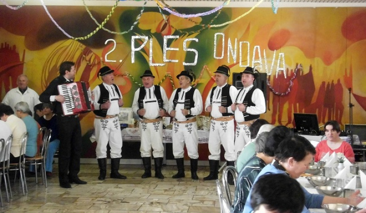 1. fotografia fotogalérie Ples v ONDAVE - foto