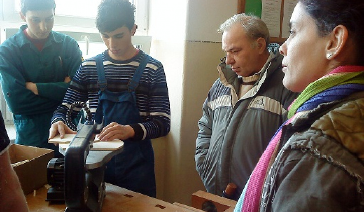 6. fotografia fotogalérie Deň remesiel SOŠ drevárska Vranov nad Topľou - foto