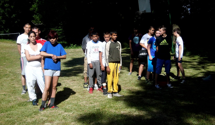 1. fotografia fotogalérie Športom k priateľstvu - foto