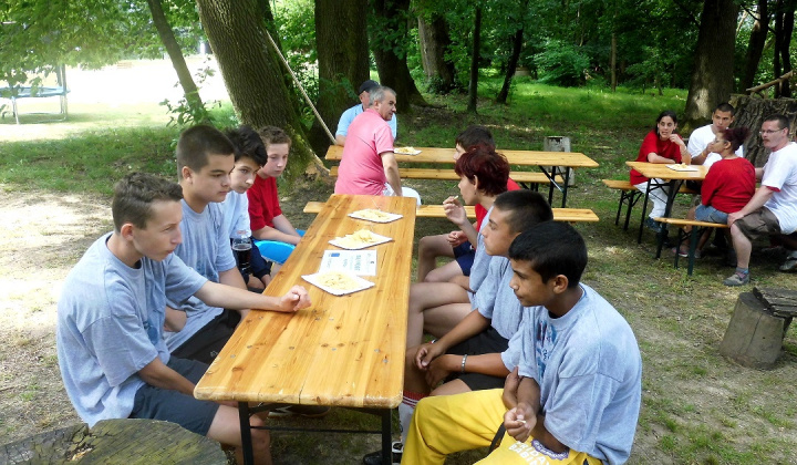 4. fotografia fotogalérie Športom k priateľstvu - foto