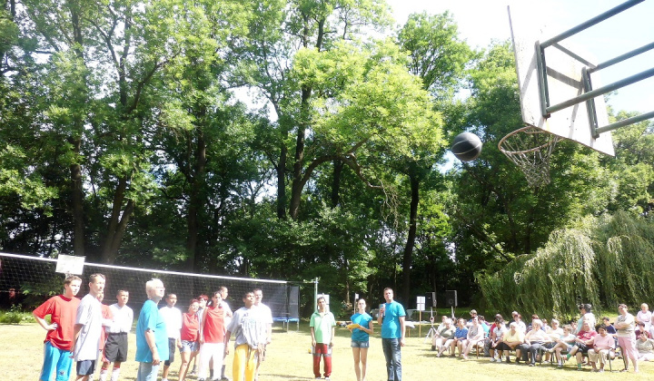 9. fotografia fotogalérie Športom k priateľstvu - foto