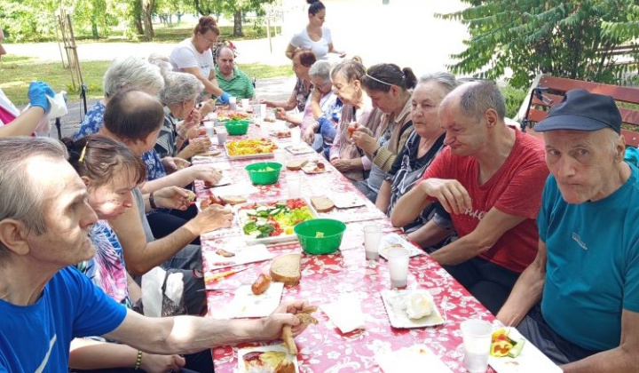 Fotka - Letná opekačka